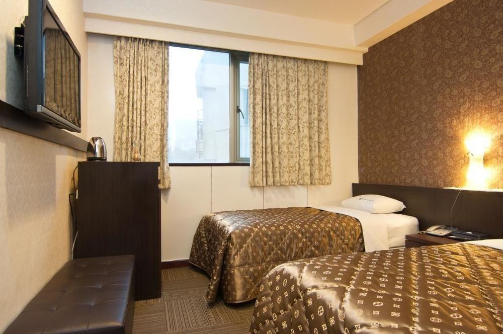 Atami Hotel Taipei Extérieur photo