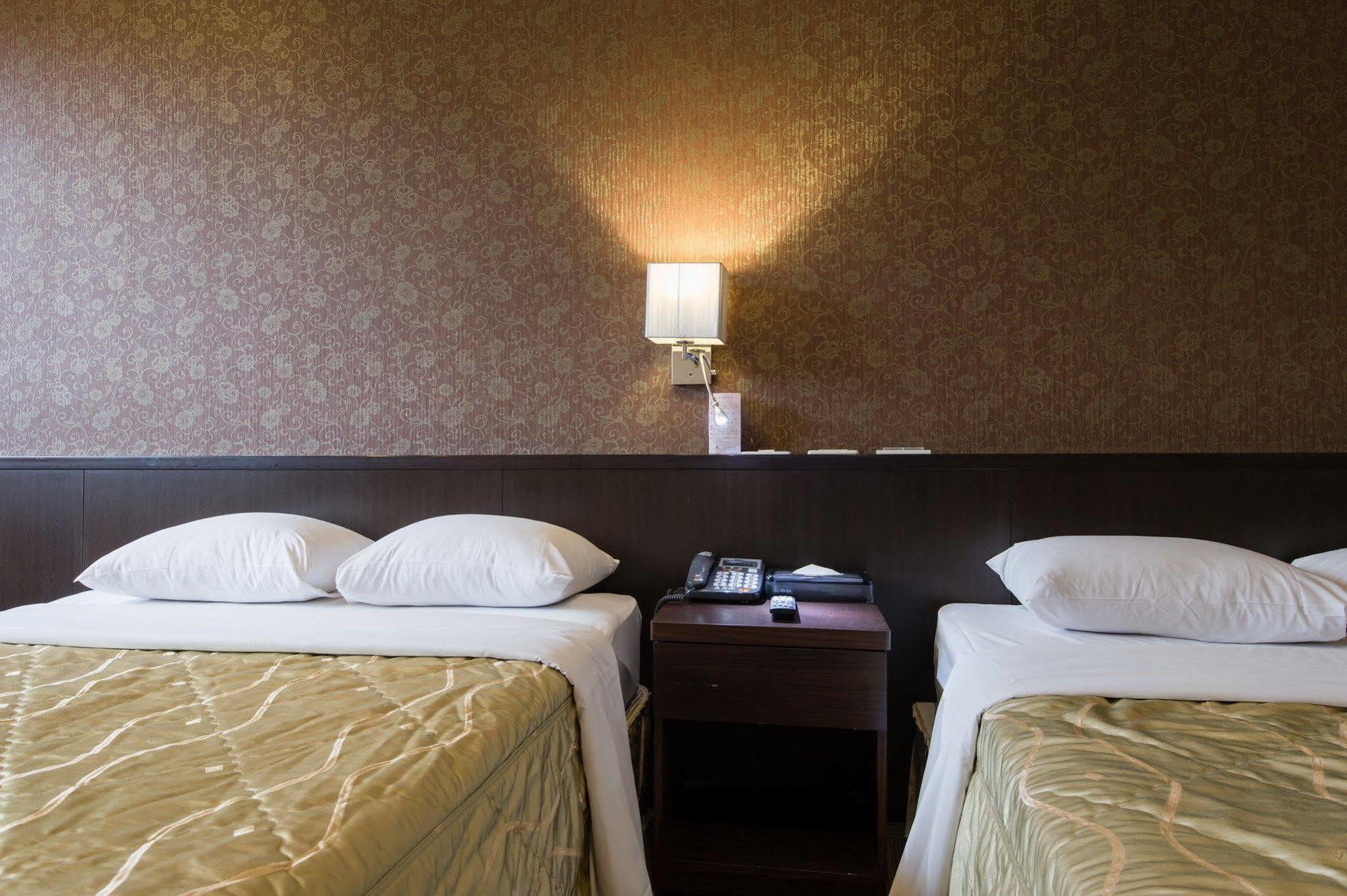 Atami Hotel Taipei Extérieur photo